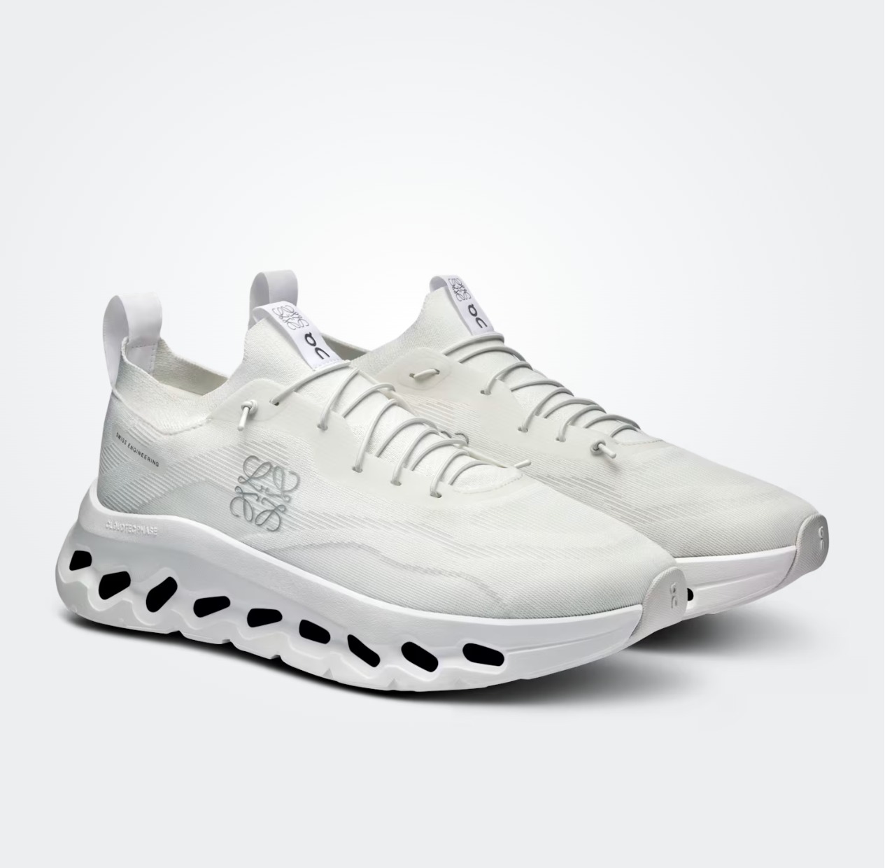 Cloudtilt LOEWE White