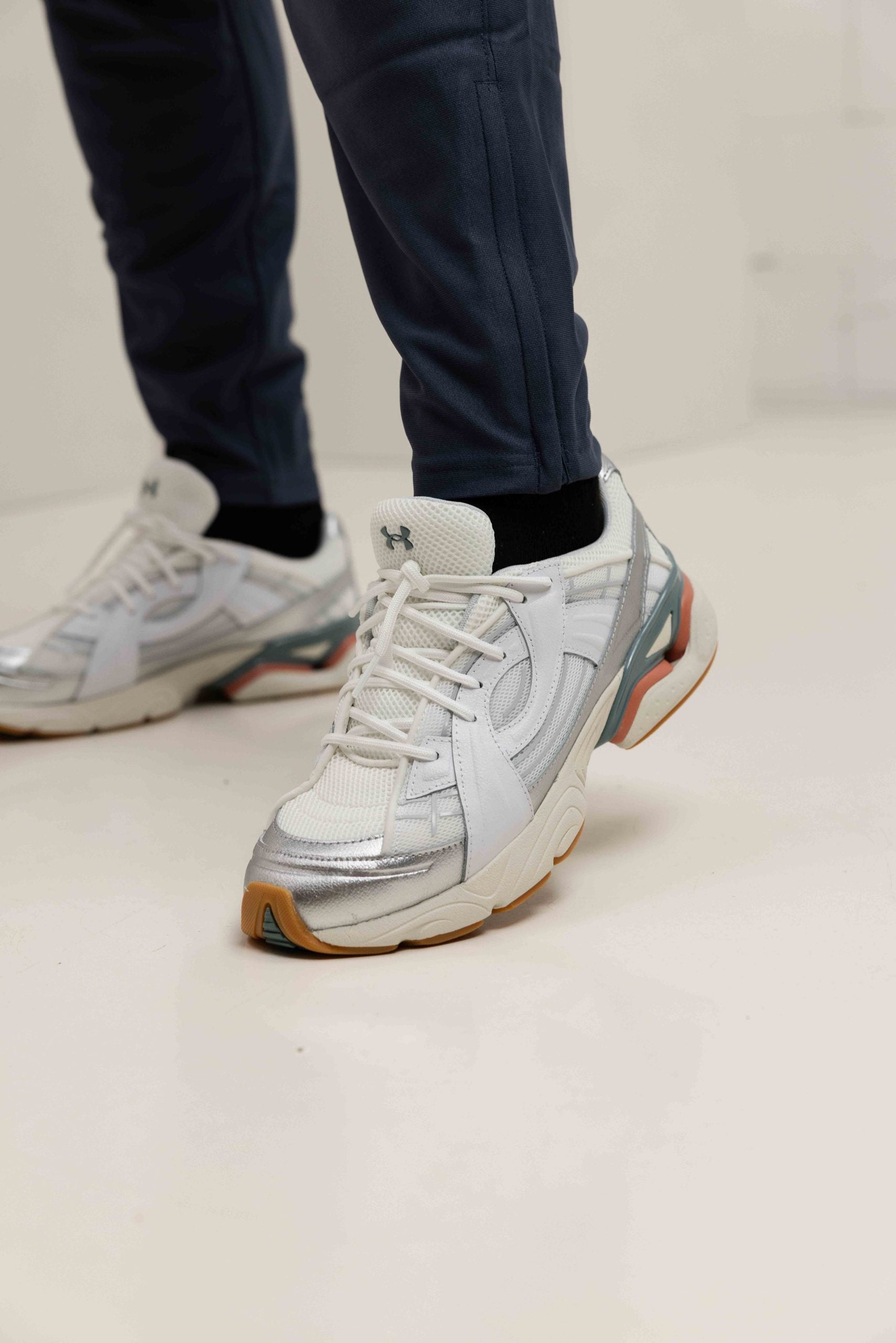 UNDER SOLA SILVER BLANC